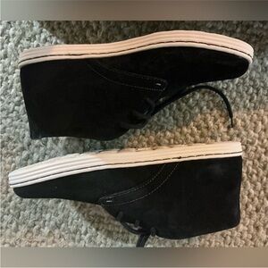 Black Platform Barney chukka boot